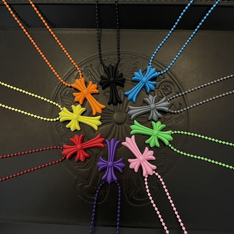 Ch*0me He**ts necklaces